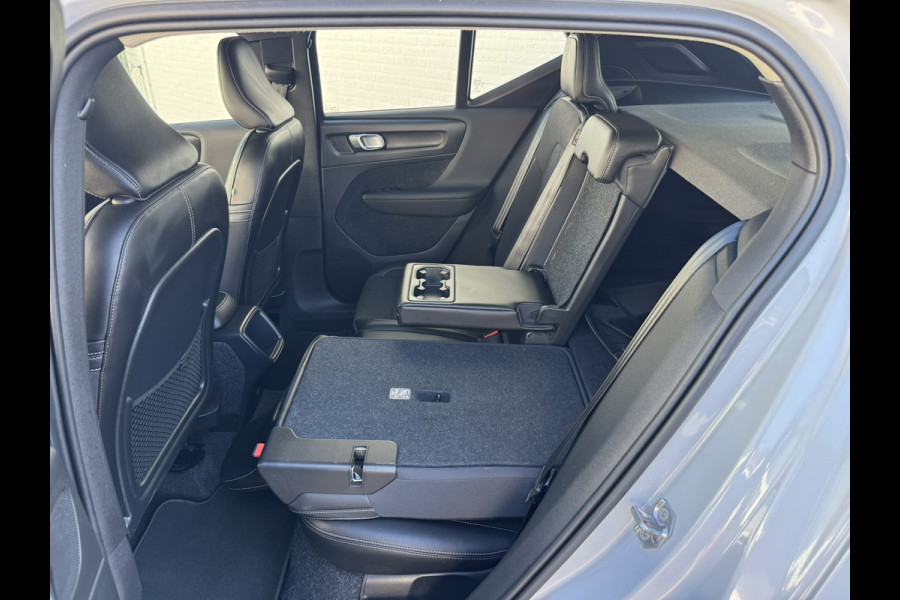 Volvo XC40 1.5 T3 Inscription Camera Adaptive cruise Carplay Clima 19 inch Lm DAB