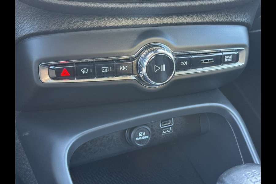 Volvo XC40 1.5 T3 Inscription Camera Adaptive cruise Carplay Clima 19 inch Lm DAB