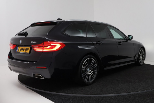 BMW 5 Serie Touring 540i xDrive High Executive (PANORAMADAK, ADAPTIEVE CRUISE, SFEERVERLICHTING, DEALER ONDERH