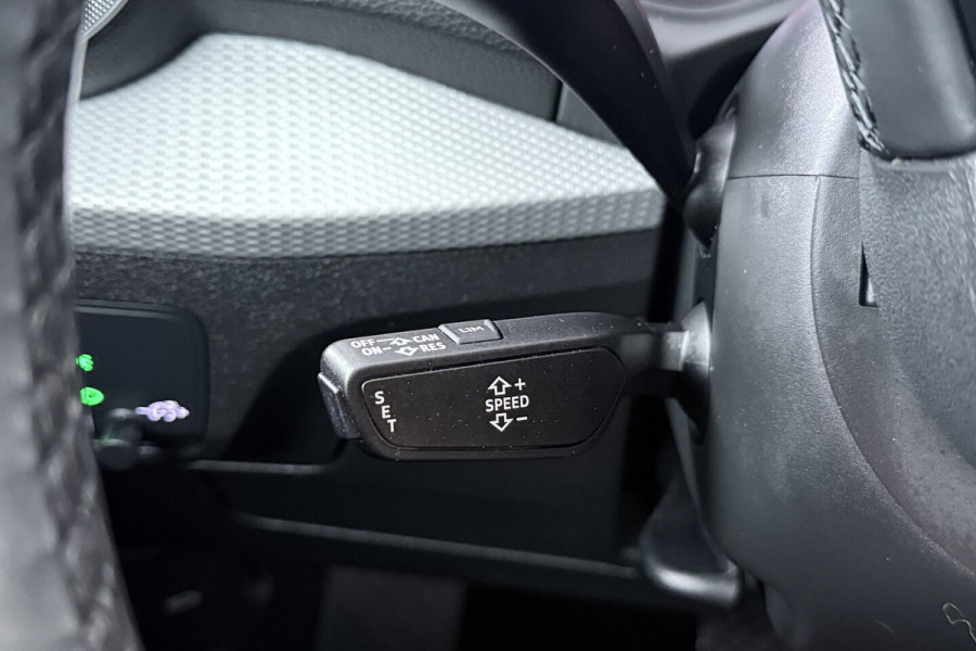 Audi Q2 35 TFSI Business Edition Automaat (DIGITALE COCKPIT, DEALER ONDERHOUDEN, LED, CLIMA)