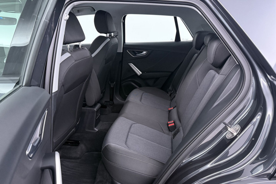Audi Q2 35 TFSI Business Edition Automaat (DIGITALE COCKPIT, DEALER ONDERHOUDEN, LED, CLIMA)