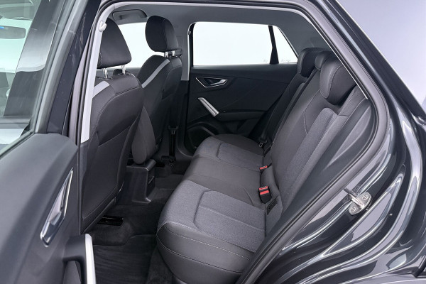 Audi Q2 35 TFSI Business Edition Automaat (DIGITALE COCKPIT, DEALER ONDERHOUDEN, LED, CLIMA)