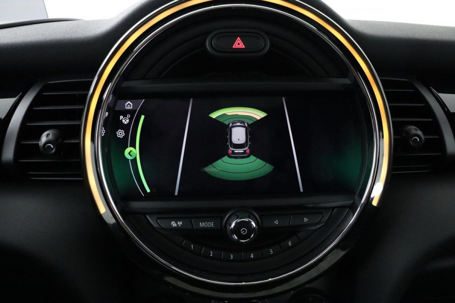 MINI Cooper S 2.0 Chili JCW Pakket (PANORAMADAK, DEALER ONDERHOUDEN, HEAD-UP, CARPLAY, NAVIGATIE, STOELV