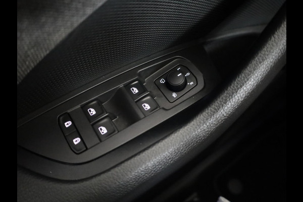 Škoda Kodiaq 1.5 TSI PHEV Business Edition 204pk | Trekhaak | Parkeercamera | Verlengde garantie | Stoelverwarming | Navigatie | Adaptieve cruise controle