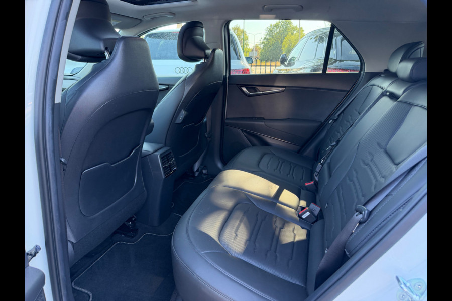 Kia Niro EV DynamicPlusLine 64.8 kWh / SoH 98,2% / Trekhaak / Schuifdak / Leder / Keyless / Harman Kardon / 17'' / Stoel+Stuurverwarming / Dodehoek / DAB / ACC