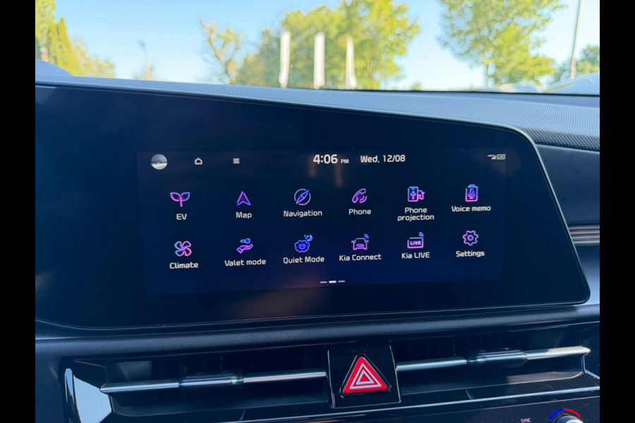 Kia Niro EV DynamicPlusLine 64.8 kWh / SoH 98,2% / Trekhaak / Schuifdak / Leder / Keyless / Harman Kardon / 17'' / Stoel+Stuurverwarming / Dodehoek / DAB / ACC