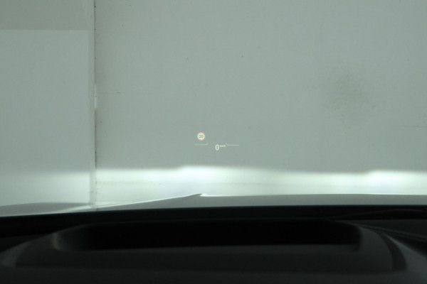 BMW 1-serie M135i xDrive High Executive Edition Head Up Display, Automaat, Panorama Dak!