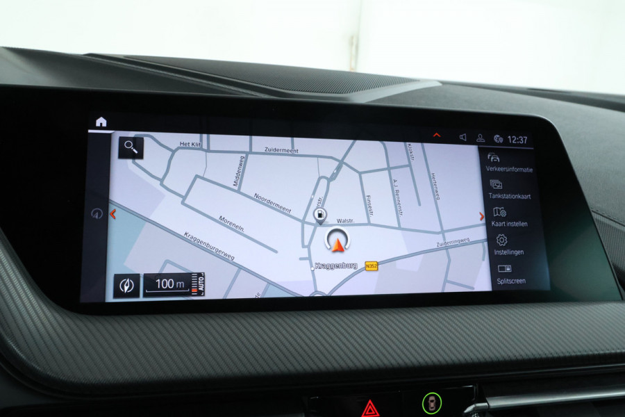 BMW 1-serie M135i xDrive High Executive Edition Head Up Display, Automaat, Panorama Dak!