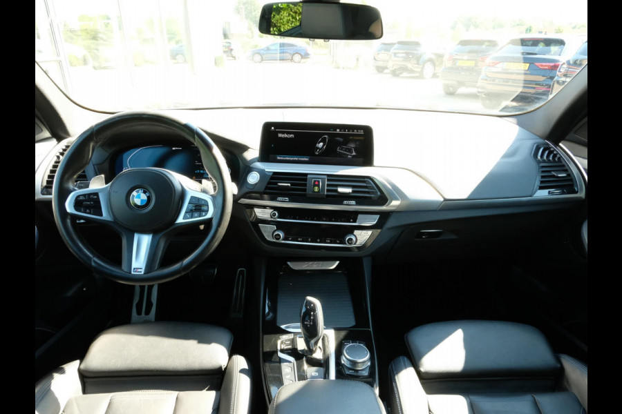 BMW X3 xDrive30e M Sport 292 PK | Elektrische trekhaak | Stoelverwarming | 360 graden camera | Keyless entry | Elektrische achterklep | Sportstoelen | Geheugenstoel | Led koplampen | Dab | Hifi | Bmw Live Cockpit Professional