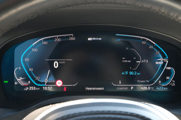 BMW X3 xDrive30e M Sport 292 PK | Elektrische trekhaak | Stoelverwarming | 360 graden camera | Keyless entry | Elektrische achterklep | Sportstoelen | Geheugenstoel | Led koplampen | Dab | Hifi | Bmw Live Cockpit Professional