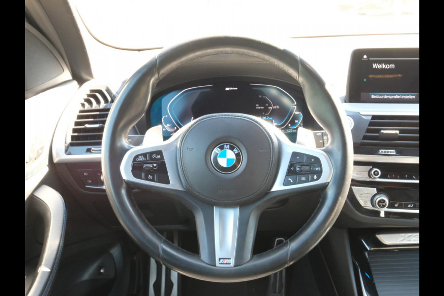 BMW X3 xDrive30e M Sport 292 PK | Elektrische trekhaak | Stoelverwarming | 360 graden camera | Keyless entry | Elektrische achterklep | Sportstoelen | Geheugenstoel | Led koplampen | Dab | Hifi | Bmw Live Cockpit Professional