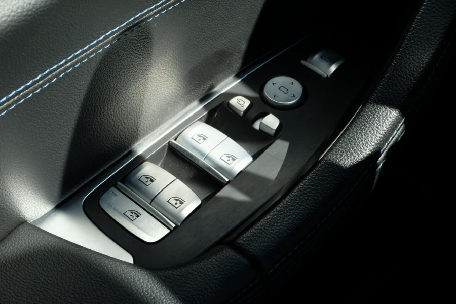 BMW X3 xDrive30e M Sport 292 PK | Elektrische trekhaak | Stoelverwarming | 360 graden camera | Keyless entry | Elektrische achterklep | Sportstoelen | Geheugenstoel | Led koplampen | Dab | Hifi | Bmw Live Cockpit Professional