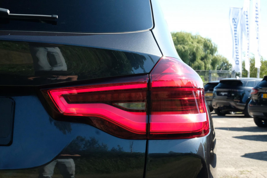 BMW X3 xDrive30e M Sport 292 PK | Elektrische trekhaak | Stoelverwarming | 360 graden camera | Keyless entry | Elektrische achterklep | Sportstoelen | Geheugenstoel | Led koplampen | Dab | Hifi | Bmw Live Cockpit Professional