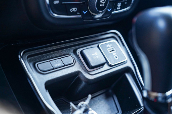 Jeep Compass 1.3T Limited | Automaat | Stoelverwarming | Luxe Leder | Park Assit | Climatronic | Camera | 1e eigenaar | Dealer ond