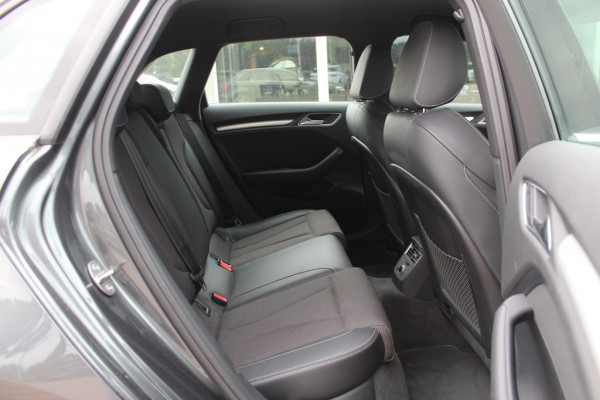Audi A3 Sportback 1.0 TFSI Sport S Line Edition / Trekhaak / Navigatie / Parkeerhulp achter / Sportstoelen / Cruise Control / LED Koplampen