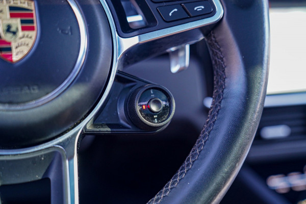 Porsche Cayenne 3.0 E-Hybrid | Massage | Stoelverkoeling | 360 Camera | Bose