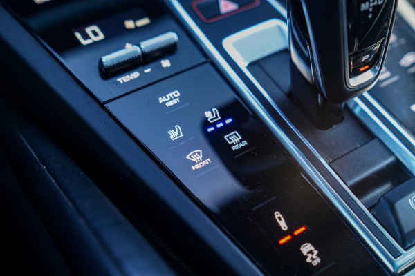 Porsche Cayenne 3.0 E-Hybrid | Massage | Stoelverkoeling | 360 Camera | Bose