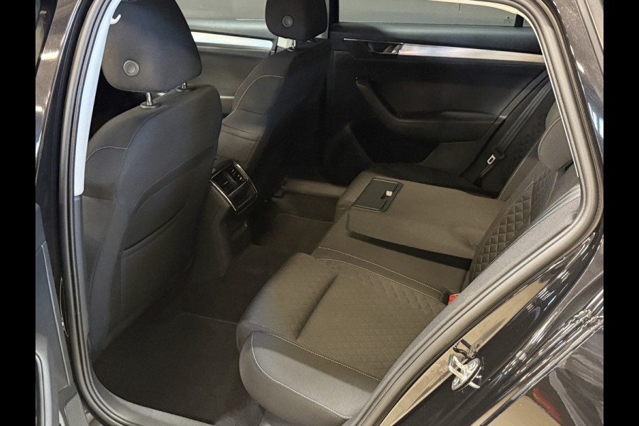 Škoda Superb Combi 1.4 TSI iV Business Edition Plus | Trekhaak | Apple Carplay
