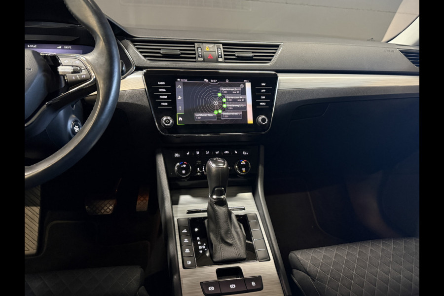 Škoda Superb Combi 1.4 TSI iV Business Edition Plus | Trekhaak | Apple Carplay