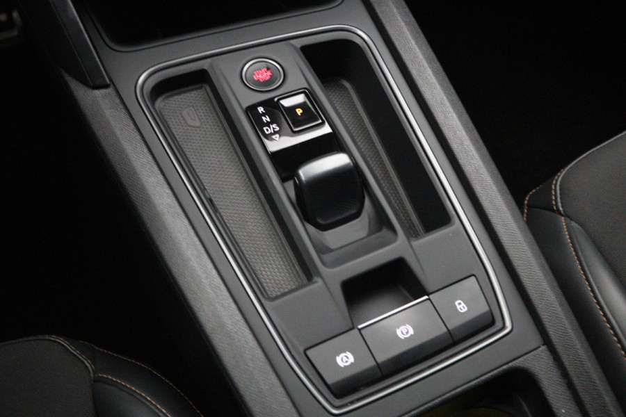 CUPRA Formentor 1.4 e-Hybrid 245 PK VZ Copper Edition PHEV, Camera, Adap. Cruise Control, Winterpakket