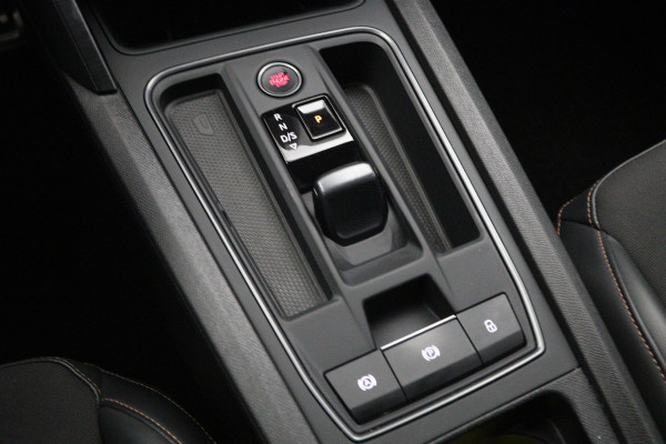 CUPRA Formentor 1.4 e-Hybrid 245 PK VZ Copper Edition PHEV, Camera, Adap. Cruise Control, Winterpakket
