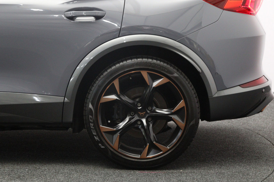 CUPRA Formentor 1.4 e-Hybrid 245 PK VZ Copper Edition PHEV, Camera, Adap. Cruise Control, Winterpakket