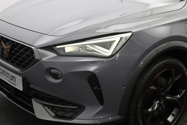 CUPRA Formentor 1.4 e-Hybrid 245 PK VZ Copper Edition PHEV, Camera, Adap. Cruise Control, Winterpakket