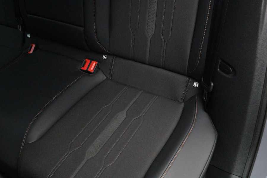 CUPRA Formentor 1.4 e-Hybrid 245 PK VZ Copper Edition PHEV, Camera, Adap. Cruise Control, Winterpakket