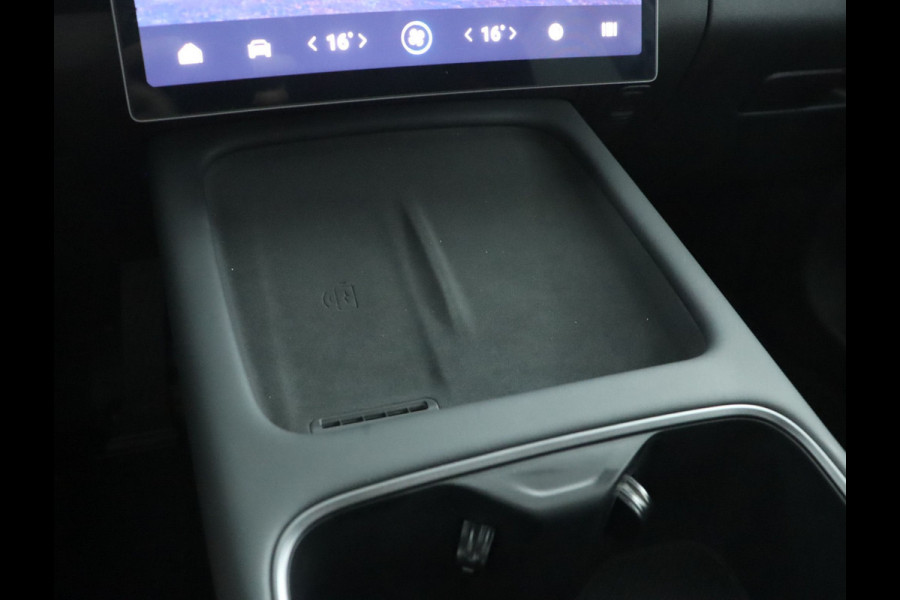 Jaecoo 7 1.5 GDI PHEV Exclusive - Summer Deal €4000 extra inruil - Panoramadak- Elektrisch verstelbare stoel(en) met geheugen - Parkeerhulp voor en achter - 1.500kg trekgewicht - Fabrieksgarantie tot 01-2033