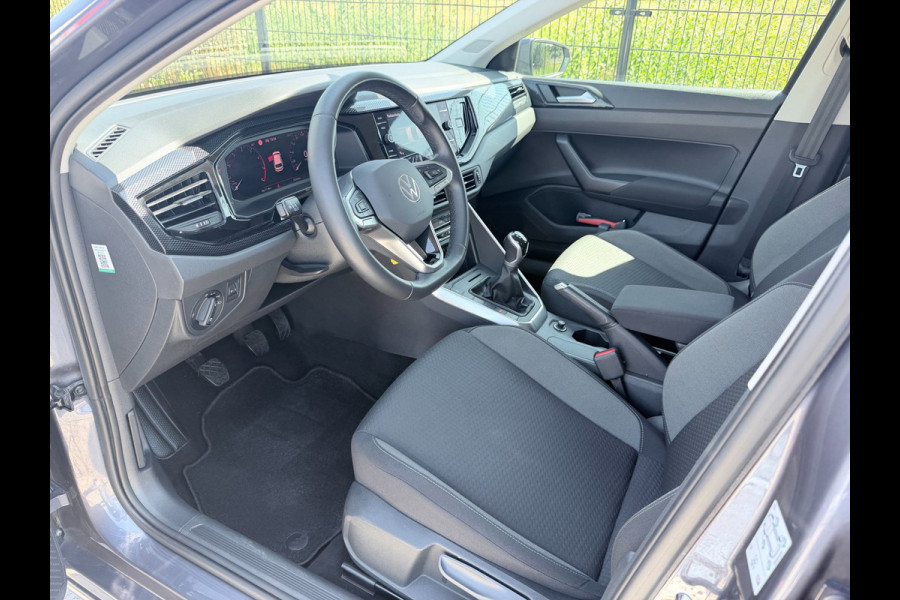 Volkswagen Polo 1.0 TSI Life Business | Carplay | PDC | Stoelverwarming |