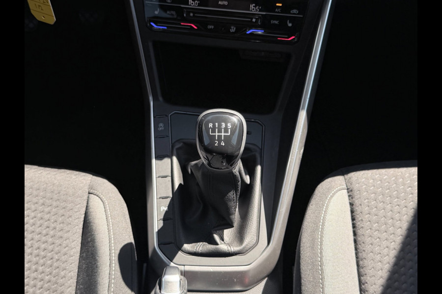 Volkswagen Polo 1.0 TSI Life Business | Carplay | PDC | Stoelverwarming |