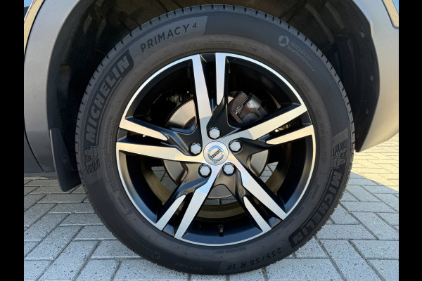 Volvo XC40 2.0 T4 Inscription | PDC | Camera | Carplay | Harman/Kardon |