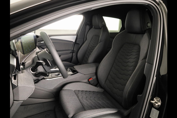 Audi A6 Sportback e-tron S edition e-tron 83 kWh 286 pk Adverteren per december 2026 | Techniekpakket plus | Privacy glas | MMI-bijrijdersscherm | 20'' LM velgen |