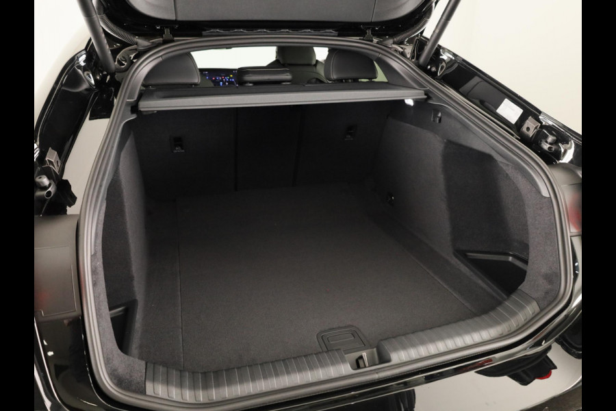 Audi A6 Sportback e-tron S edition e-tron 83 kWh 286 pk Adverteren per december 2026 | Techniekpakket plus | Privacy glas | MMI-bijrijdersscherm | 20'' LM velgen |
