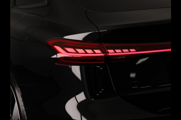 Audi A6 Sportback e-tron S edition e-tron 83 kWh 286 pk Adverteren per december 2026 | Techniekpakket plus | Privacy glas | MMI-bijrijdersscherm | 20'' LM velgen |