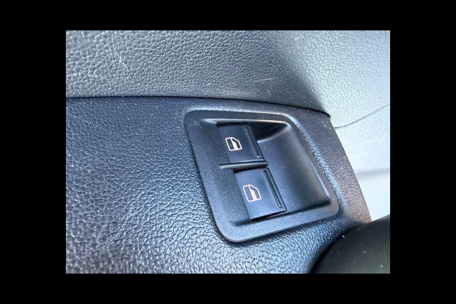 Volkswagen Caddy 1.4 TGI L2H1 EcoFuel Maxi Comfortline AIRCO I PDC I 1e EIGENAAR I COMPLETE ONDERHOUDSHISTORIE I RIJDEN OP GROEN GAS = CO2 NEUTRAAL OOK LEVERBAAR ZONDER KASTJES IN DE LAADRUIMTE I 220 VOLT INVERTER