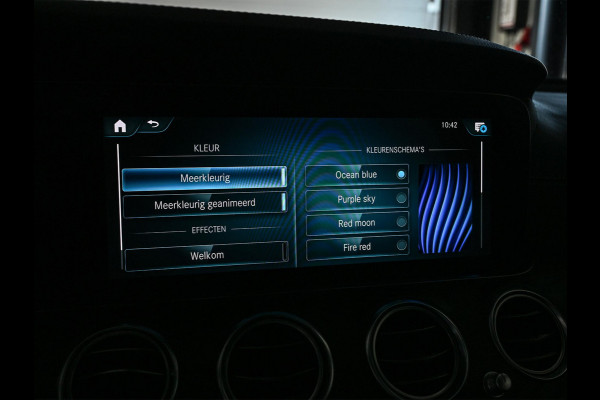 Mercedes-Benz E-Klasse Estate 300 e AMG Line | 360 Camera | Distronic | Ambiente Verlichting | Stoelverwarming | Multibeam Led | Elekt. Verst. Stoelen |