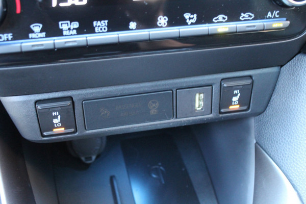 Toyota Yaris 1.5 Hybrid 116pk GR Sport AUTOMAAT Panoramadak JBL HUD NL-Auto NAP