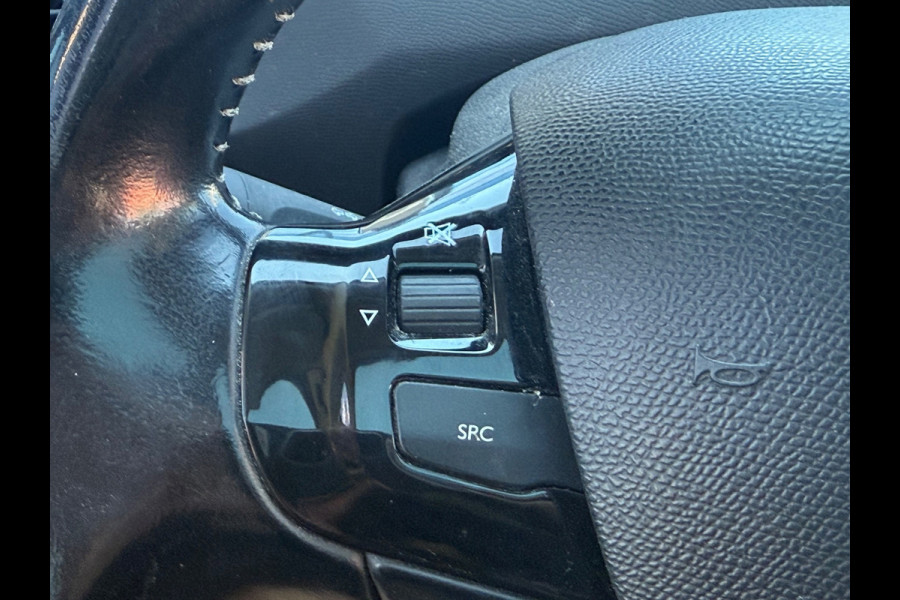 Peugeot 308 SW 1.2 PureTech Executive | Cruise | Airco | PDC