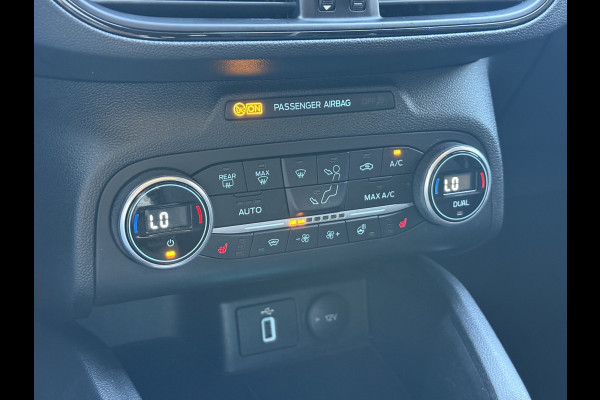 Ford FOCUS Wagon 1.5 EcoBoost ST Line Business | Panoramadak | B&O | Carplay | Stoel/stuur/voorruitverwarming