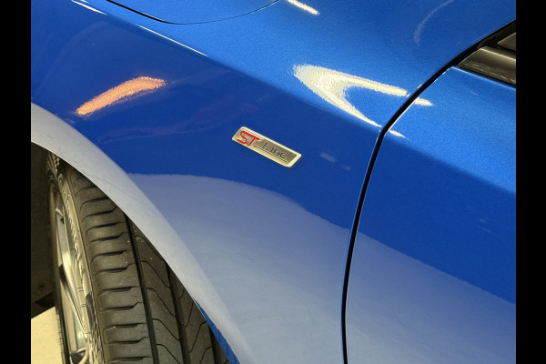 Ford FOCUS Wagon 1.5 EcoBoost ST Line Business | Panoramadak | B&O | Carplay | Stoel/stuur/voorruitverwarming