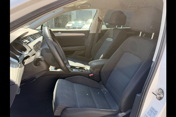 Volkswagen Passat Variant 1.4 TSI PHEV GTE Business | Stoelverwarming | Keyless | Navigatie | Apple Carplay | Camera | Trekhaak | Parkeersensoren | Climate Control | Cruise Control | Pretoria |