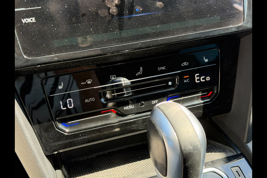 Volkswagen Passat Variant 1.4 TSI PHEV GTE Business | Stoelverwarming | Keyless | Navigatie | Apple Carplay | Camera | Trekhaak | Parkeersensoren | Climate Control | Cruise Control | Pretoria |