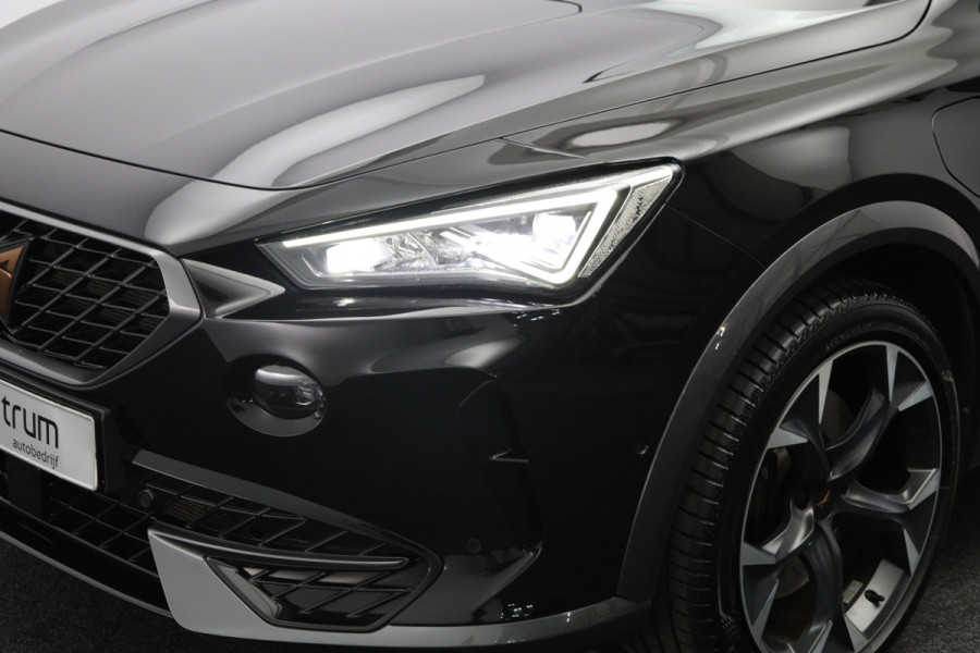 CUPRA Formentor 1.4 e-Hybrid VZ 245 PK Performance PHEV, Panoramadak, Adap. Cruise Control, Memory