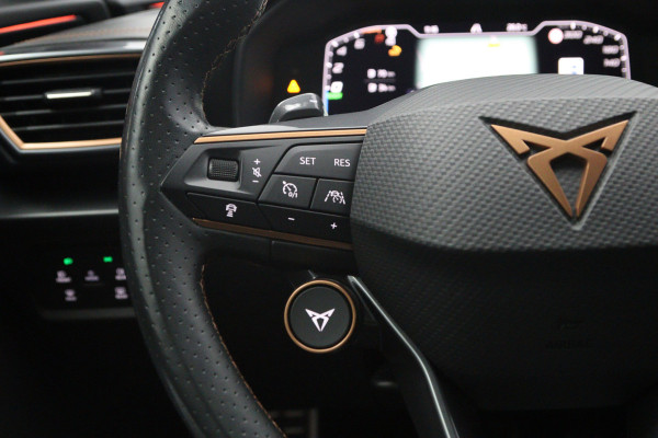 CUPRA Formentor 1.4 e-Hybrid VZ 245 PK Performance PHEV, Panoramadak, Adap. Cruise Control, Memory