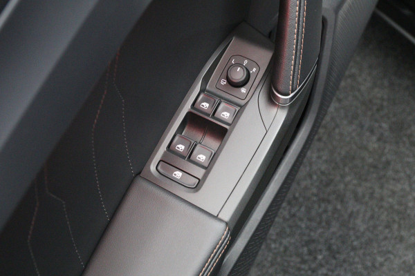 CUPRA Formentor 1.4 e-Hybrid VZ 245 PK Performance PHEV, Panoramadak, Adap. Cruise Control, Memory
