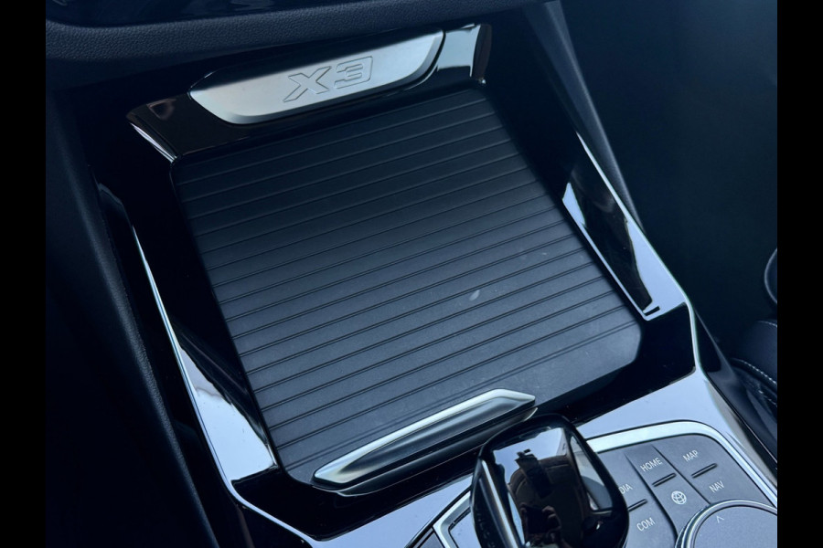 BMW X3 XDrive30e | NIeuw model | Trekhaak | LED | Keyless | 360 camera | Stoelverwarming | 1e eigenaar