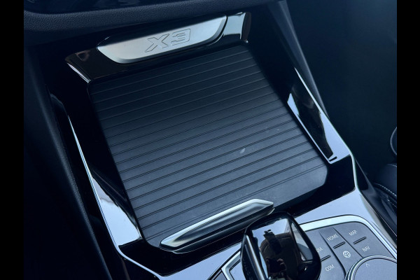 BMW X3 XDrive30e | NIeuw model | Trekhaak | LED | Keyless | 360 camera | Stoelverwarming | 1e eigenaar