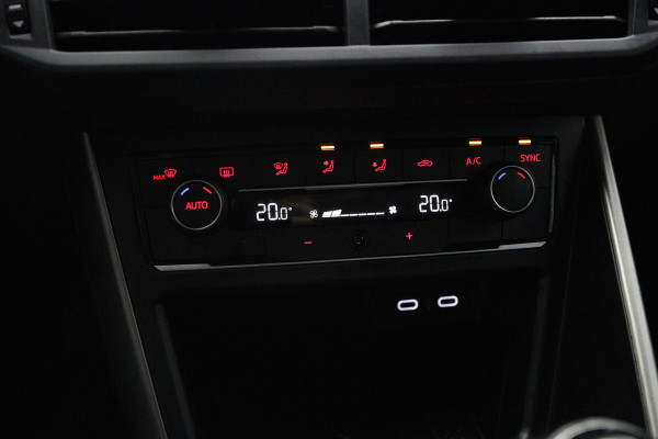 Volkswagen Polo 1.0 TSI Comfortline Business, Adap. Cruise Control, Climate Control, Carplay, Camera, Navigatie