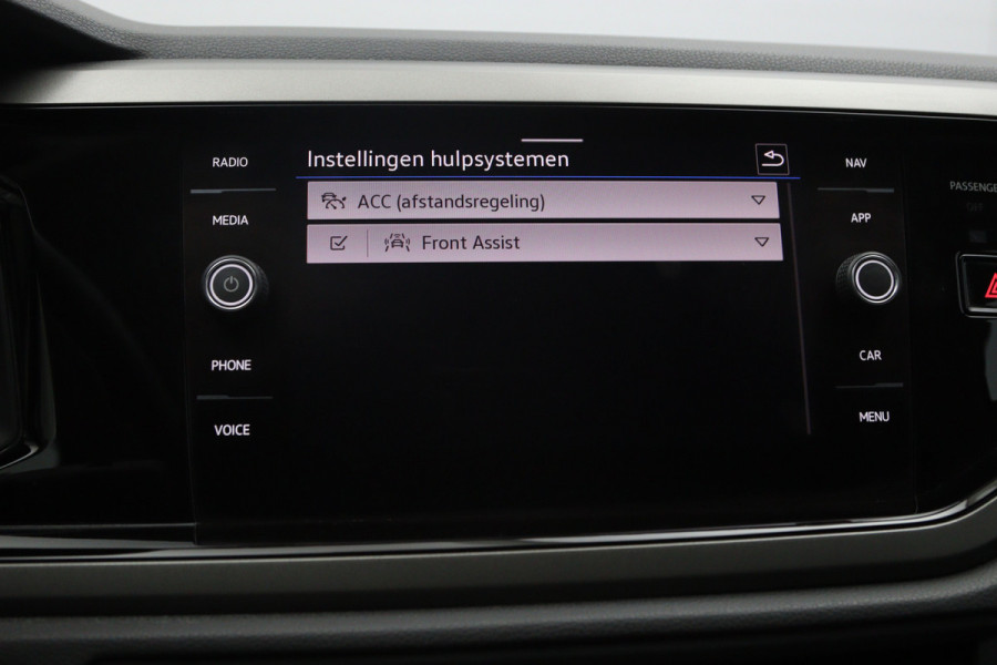 Volkswagen Polo 1.0 TSI Comfortline Business, Adap. Cruise Control, Climate Control, Carplay, Camera, Navigatie